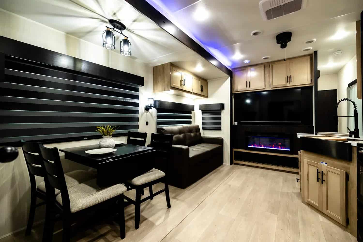 2026 Timberwolf 39Hba 01 Back To Front Copy - Timberlost At West Crooked